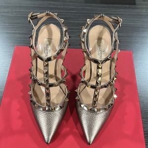 VALENTINO ROCKSTUD HEELS